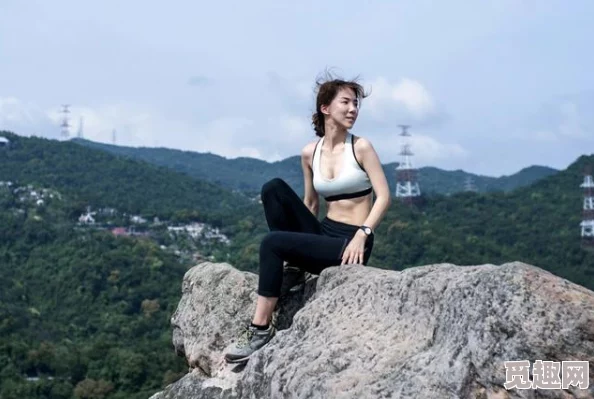 四川妇女BBW野外看一级,展现自然之美与女性力量的完美结合,引发热议与关注 四川妇女BBW野外看一级,展现自然之美与女性力量的完美结合,引发热议与关注