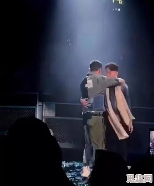 罗志祥天天奭多人观后感：粉丝热议，舞台魅力与情感共鸣引发全网狂潮！