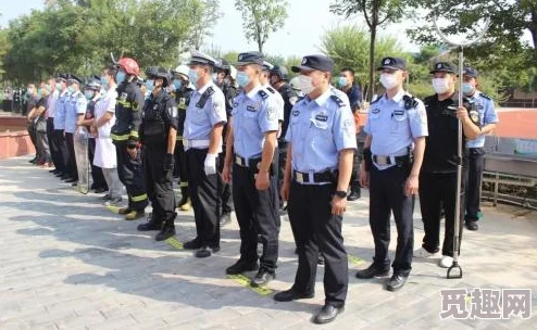 中国ChinaGary武警飞机成功完成多项反恐演练，提升应急处置能力与战斗素养