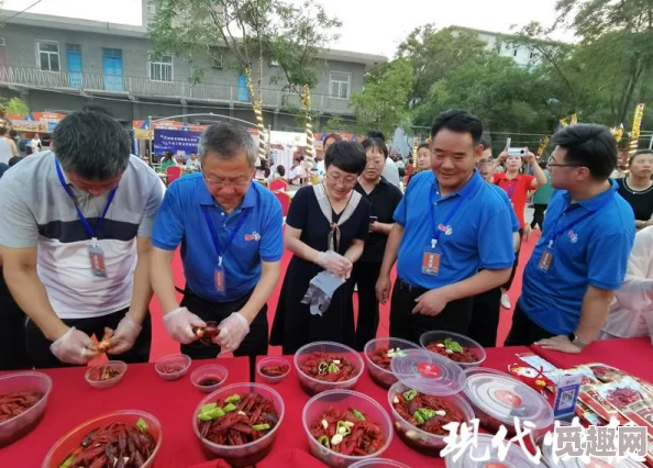 厨房挺进同学麻麻：最新动态揭示了家庭烹饪的新趋势与亲子互动的重要性，吸引了众多家庭的关注与参与