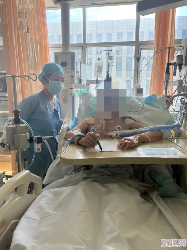 护士交换粗吟配乱大交换手术室外的焦急等待与手术室内的紧张气氛交织 护士交换粗吟配乱大交换手术室外的焦急等待与手术室内的紧张气氛交织